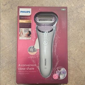 BRAND NEW WITH BOX!!! Woman’s cordless razor